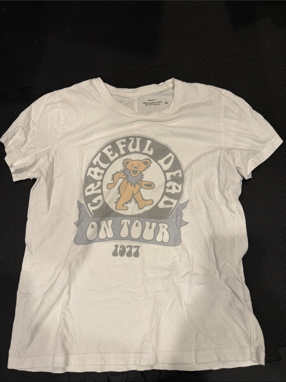 Women’s Abercrombie soft White Grateful Dead 'On Tour 1977' Graphic Tee